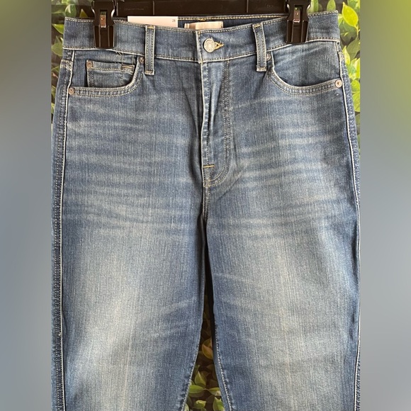 For All 7 Mankind Size:28  Women HW Cropped Straight  Blue Jeans - Picture 3 of 14